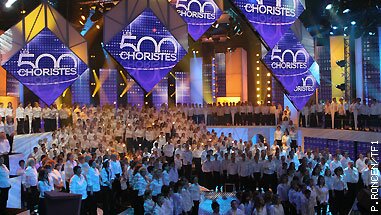 Les 500 choristes ensemble